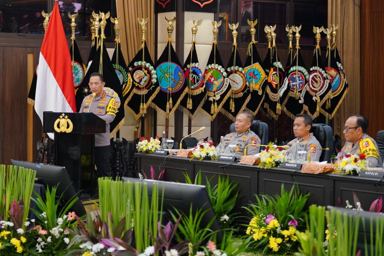 Rilis Akhir Tahun 2025 Kapolri: Soroti Capaian Polri, Penanganan Bencana, dan Pengamanan Nataru